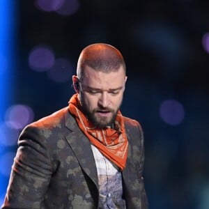 Justin Timberlake assure le show de la mi-temps lors du Super Bowl à Minneapolis, le 1 février 2018.