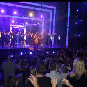 Exclusif - Aliocha Itovich, Matyas Simon, Rémi Creissels, Cylia, Valérie Daure, Enzo Ambrosini, Alain Azérot - Première de la comédie musicale "Bodyguard, le musical" au Palais des Sports de Paris. Le 2 février 2018 © Alain Guizard / Bestimage 02/02/2018 - Paris