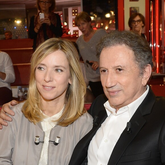 Léa Drucker et son oncle Michel Drucker - Enregistrement de l'émission "Vivement Dimanche" à Paris le 21 Décembre 2015 et qui sera diffusée le 27 Décembre 2015. © Coadic Guirec / Bestimage