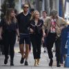 Brooklyn Beckham, sa petite amie Chloë Grace Moretz et des amis à Los Angeles. Le 10 février 2018.
