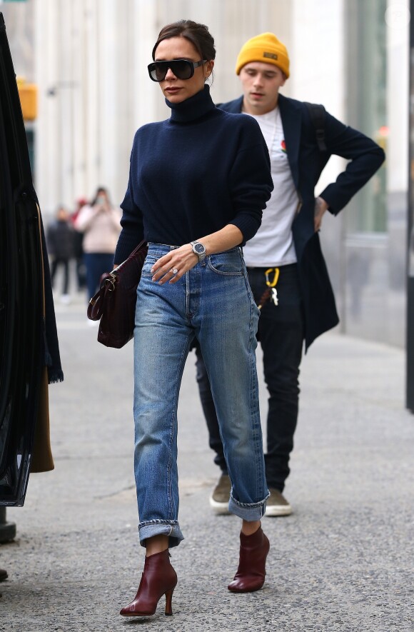 Victoria Beckham et son fils Brooklyn à New York le 9 février 2018.