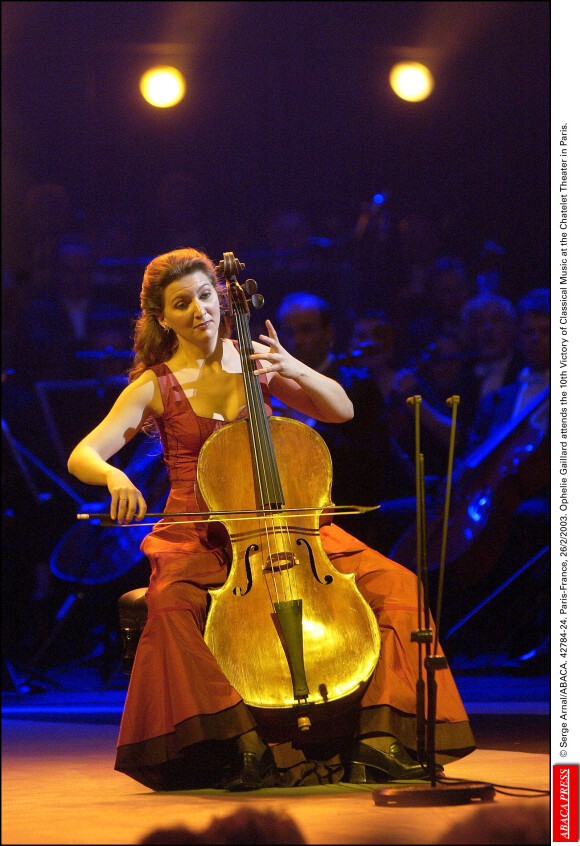 Ophélie Gaillard lors des Victoires de la Musique classique 2003, sacrée Révélation soliste internationale de l'année. © Serge Arnal/ABACA