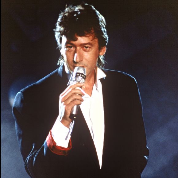 Alain Bashung au Palais des Sports de Paris en septembre 1989 pour l'émission Génération rock n' roll.