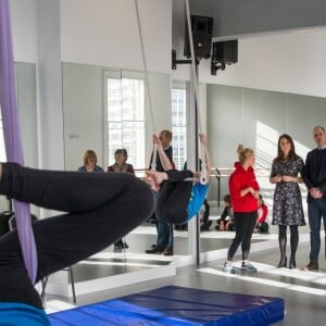 Kate Middleton, duchesse de Cambridge, enceinte, et le prince William ont visité le centre culturel The Fire Station à Sunderland le 21 février 2018.