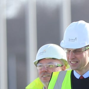 Kate Middleton, duchesse de Cambridge, enceinte, et le prince William ont découvert en avant-première le Northern Spire, un nouveau pont monumental à Sunderland le 21 février 2018.