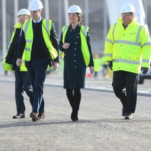 Kate Middleton, duchesse de Cambridge, enceinte, et le prince William ont découvert en avant-première le Northern Spire, un nouveau pont monumental à Sunderland le 21 février 2018.