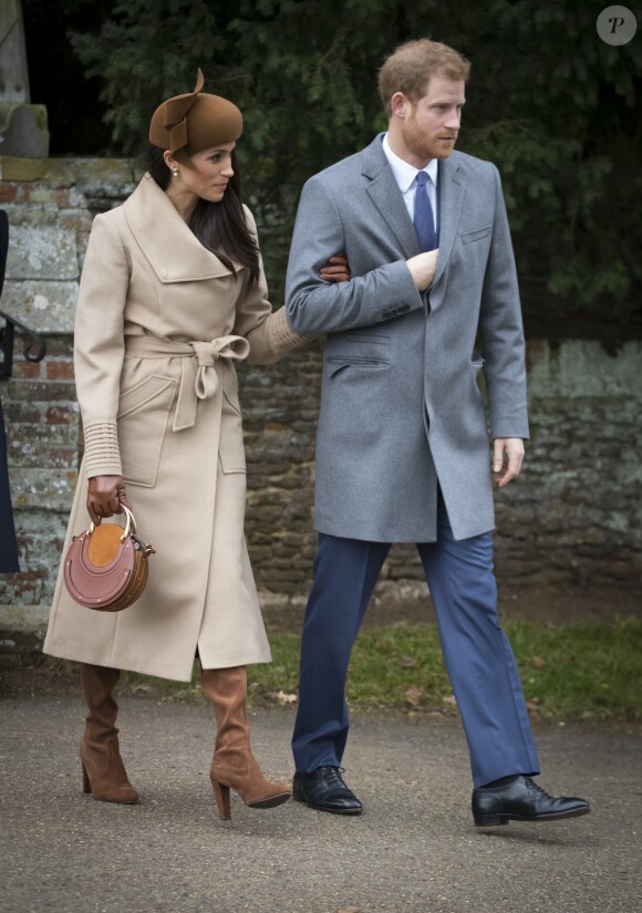 Meghan Markle et son fiancé le prince Harry à Sandringham, le 25 décembre 2017.