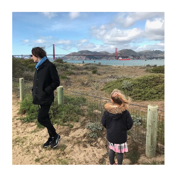 Carla Bruni, son fils Raphaël et sa fille Giulia à San Francisco. Février 2018.