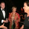 Le prince Carlos von Hohenzollern en juin 2007 chez Maxim's à Paris, avec la princesse Gloria von Thurn und Taxis et la princesse Caroline de Hanovre. Le 23 février 2018, le prince, âgé de 39 ans, a trouvé la mort en chutant du 21e étage de l'hôtel Intercontinental de Francfort.