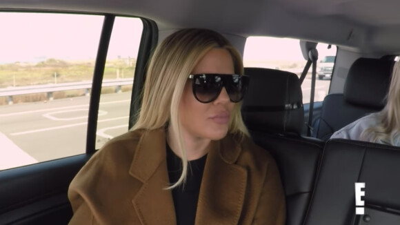 Khloé Kardashian admet ne pas vouloir des fiançailles comme celles de Kim en 2013 dans un épisode de L'incroyable famille Kardashian diffusé le 4 mars 2018.