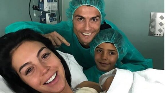 Cristiano Ronaldo : Sa petite Alana Martina, éveillée, fait craquer Georgina