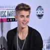 Justin Bieber aux American Music Awards à Los Angeles le 18 novembre 2012