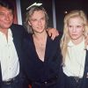 David Hallyday le soir de la première de sa tournée en 1991 avec son père Johnny Hallyday et sa mère Sylvie Vartan, à Paris, le 9 mars 1991.