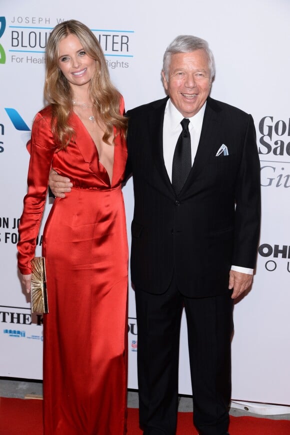Ricki Noel Lander et Robert Kraft le 28 octobre 2014 lors du 13e gala de la Fondation d'Elton John contre le sida à New York.