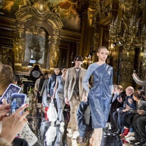 Défilé de mode prêt à porter Automne Hiver 2018/2019 "Stella McCartney" à l'Opéra Garnier. Paris, le 5 mars 2018. © Olivier Borde / Bestimage