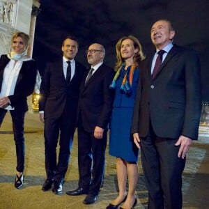 Francis Kalifat, Brigitte et Emmanuel Macron, Nicole Belloubet, Gérard Collomb - 33ème dîner du Crif (Conseil Representatif des Institutions juives de France) au Carrousel du Louvre à Paris, France, le 7 mars 2018. © Hamilton/Pool/Bestimage