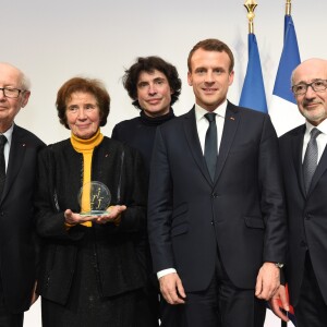 Serge Klarsfeld, Beate Klarsfeld, Arno Klarsfeld, Emmanuel Macron et Francis Kalifat - 33ème dîner du Crif (Conseil Representatif des Institutions juives de France) au Carrousel du Louvre à Paris, France, le 7 mars 2018. © Erez Lichtfeld / Bestimage