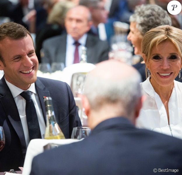 Emmanuel et Brigitte Macron - 33ème dîner du Crif (Conseil Representatif des Institutions juives de France) au Carrousel du Louvre à Paris, France, le 7 mars 2018. © Hamilton/Pool/Bestimage