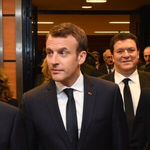 Francis Kalifat, Emmanuel et Brigitte Macron - 33ème dîner du Crif (Conseil Representatif des Institutions juives de France) au Carrousel du Louvre à Paris, France, le 7 mars 2018. © Erez Lichtfeld / Bestimage