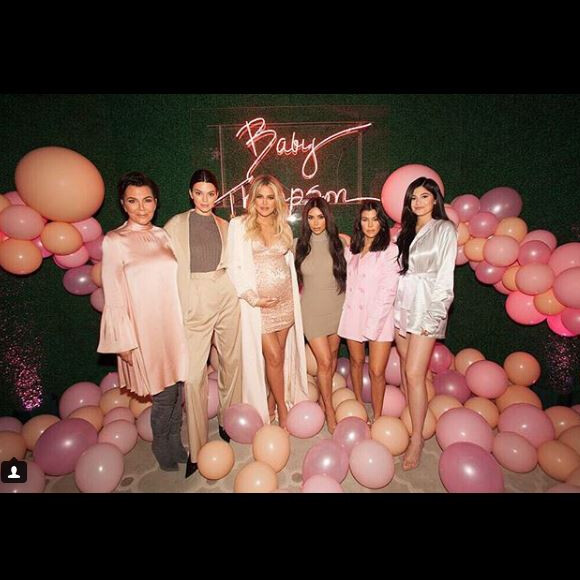 Khloé Kardashian a organisé une babyshower pour l'arrivée prochaine de sa fille au Bel Air Hotel de Los Angeles le 10 mars 2018.