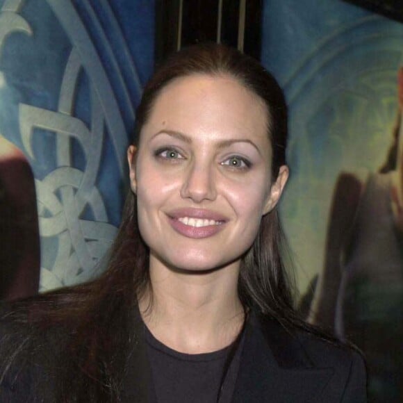 Angelina Jolie à Londres en 2001.