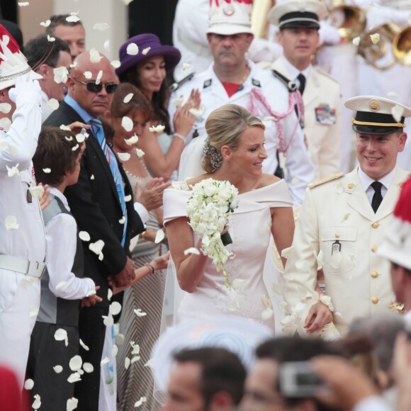 La princesse Charlene et le prince Albert II de Monaco lors de leur mariage religieux le 2 juillet 2011.