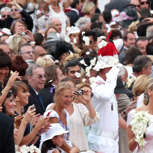 La princesse Charlene et le prince Albert II de Monaco lors de leur mariage religieux le 2 juillet 2011.