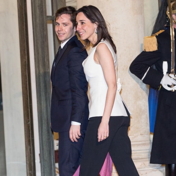 Brune Poirson, secrétaire d'Etat auprès du ministre de la Transition écologique et son mari - Le grand-duc et la grande-duchesse de Luxembourg assistent au dîner d'Etat organisé au Palais de l'Elysée par le président de la République et la première dame à l'occasion d'une visite d'Etat en France à Paris, le 19 mars 2018. © Jacovides-Moreau/Bestimage