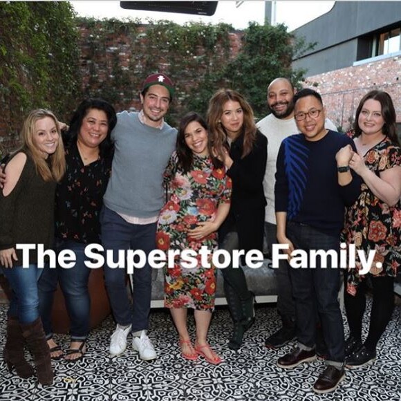 America Ferrera a partagé plusieurs photos de sa baby shower, le 17 mars 2018 à Los Angeles.