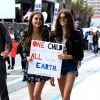 Kaia Gerber et Charlotte Lawrence - Les célébrités et des centaines de milliers de manifestants protestent contre les armes à feu (March For Our Lives) à Los Angeles, le 24 mars 2018