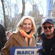 Carolyn Maloney et Michael J. Fox - Les célébrités et des centaines de milliers de manifestants protestent contre les armes à feu (March For Our Lives) à New York, le 24 mars 2018 © Sonia Moskowitz/Globe Photos via Zuma/Bestimage