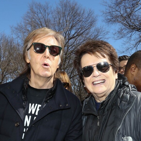 Paul McCartney et Billie Jean King - Les célébrités et des centaines de milliers de manifestants protestent contre les armes à feu (March For Our Lives) à New York, le 24 mars 2018