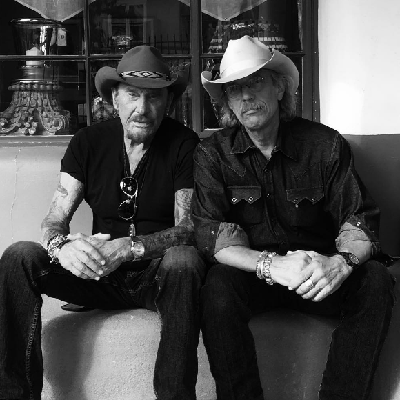 Johnny Hallyday et Pierre Billon photographiés par Laeticia à Santa Fe, le 22 septembre 2016.