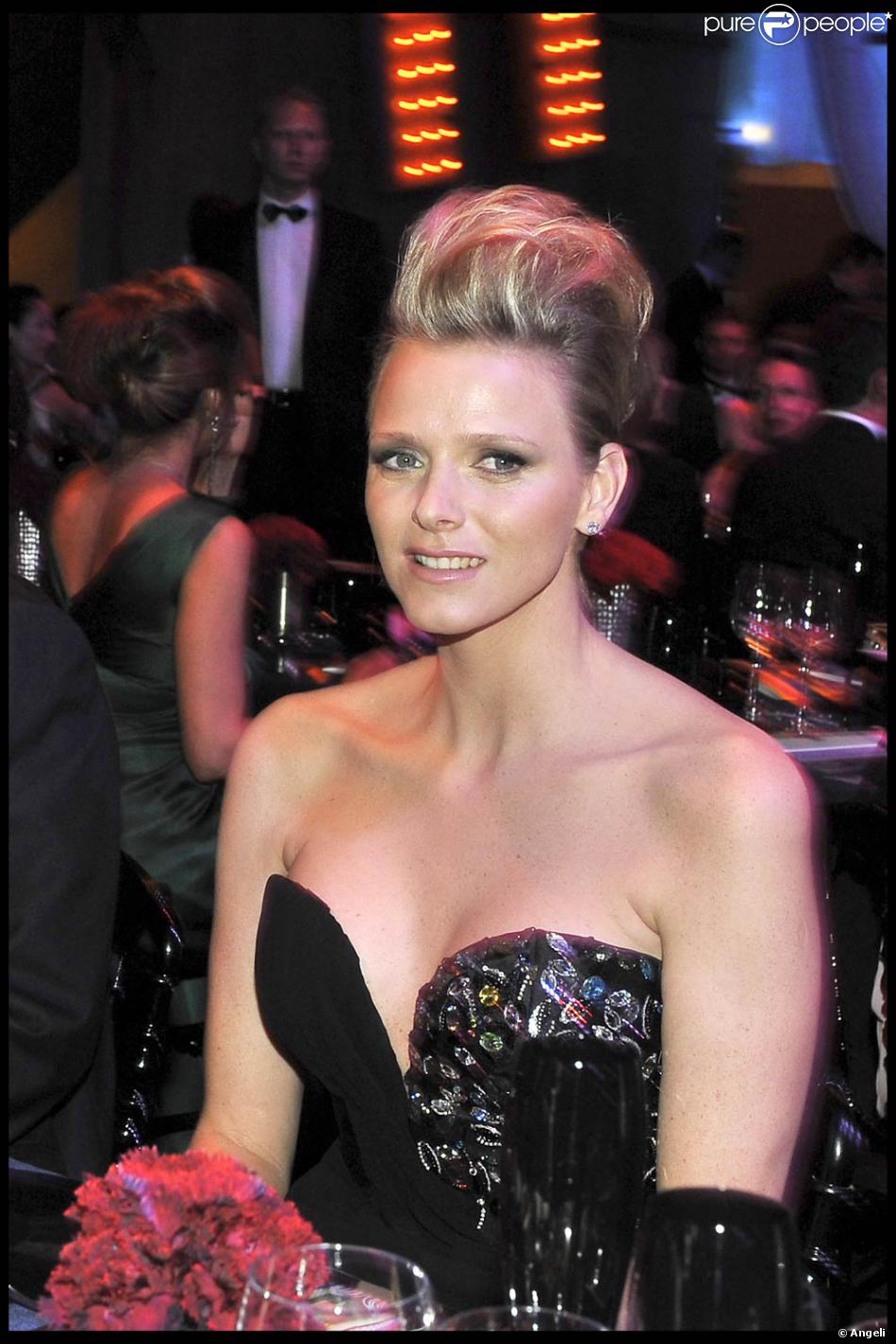 Charlene Wittstock, une beauté et une classe évidentes ...