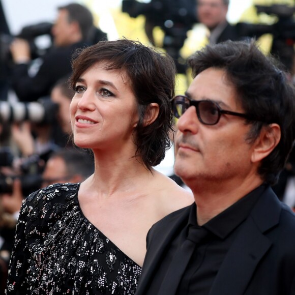 Charlotte Gainsbourg et son compagnon Yvan Attal - Montée des marches du film "The Meyerowitz Stories" lors du 70ème Festival International du Film de Cannes. Le 21 mai 2017. © Borde-Jacovides-Moreau/Bestimage