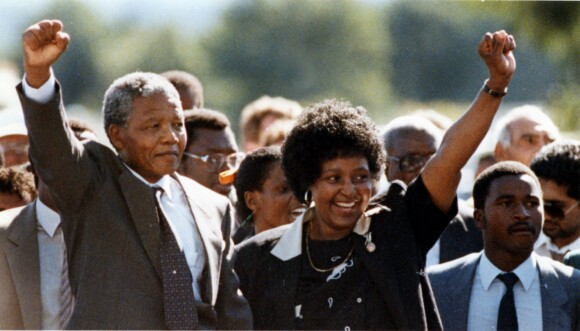 Nelson Mandela et sa femme Winnie, Afrique du Sud, 11 Fevrier 1990.