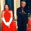 Nelson Mandela et sa femme Winnie reçus par la reine Elizabeth II et le prince Philip à Buckingham Palace. Londres, le 9 juillet 1996.