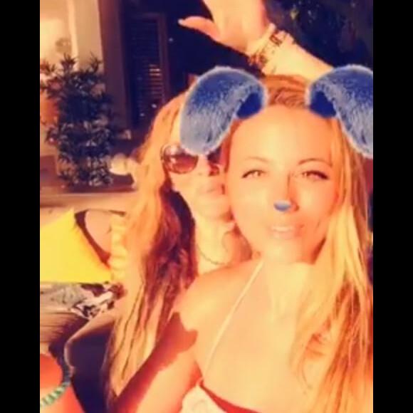 Loana sur le tournage de "La villa des coeurs brisés 4", mars 2018