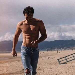Hugo Philip sexy sur Instagram - mars 2018