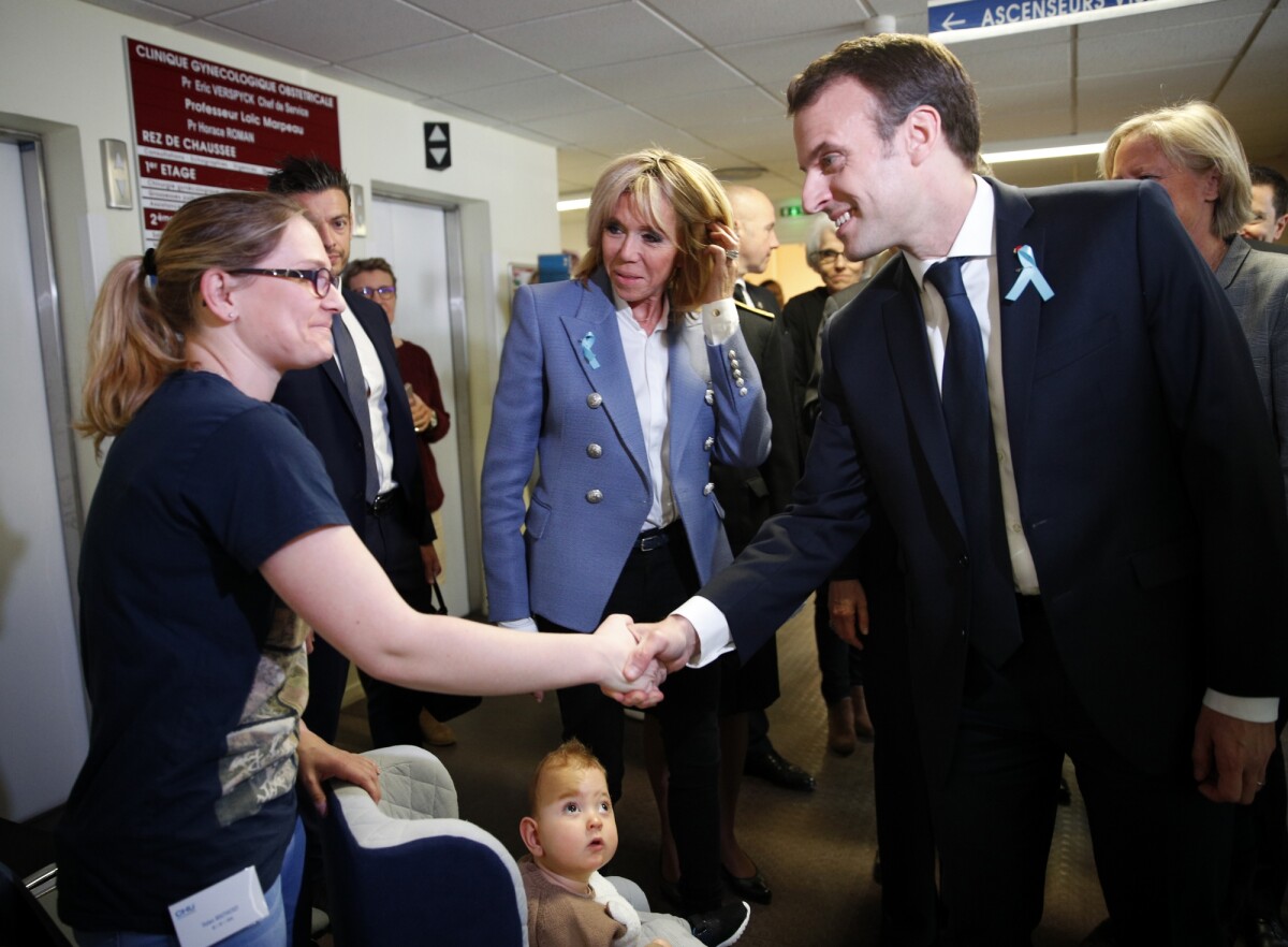 Photo : Le président de la République Emmanuel Macron et sa femme la ...