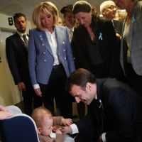 Brigitte et Emmanuel Macron mobilisés pour l'autisme, touchés par les enfants