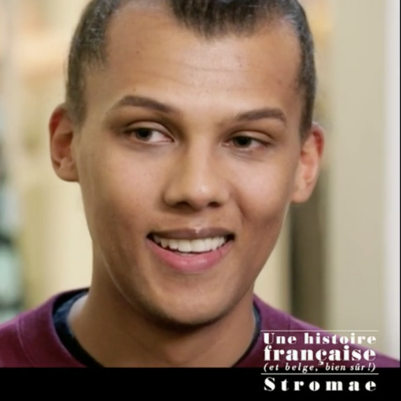 Paul Van Haver (Stromae), son épouse Coralie Barbier et son frère Luc Junior Tam invités de "19h le dimanche" présenté par Laurent Delahousse sur France 2, le 8 avril 2018.