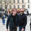 Alain Souchon et son fils Pierre - Les personnalités rendent hommage à Jacques Higelin au Cirque d'Hiver à Paris le 12 avril 2018.