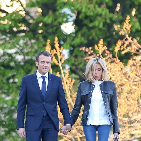 Le président de la République Emmanuel Macron et sa femme la première dame Brigitte Macron arrivent au palais de Chaillot, à Paris, France, le 15 avril 2018. Le président de la République est l'invité de BFMTV, RMC et Mediapart pour une grande interview en direct par les journalistes Jean-Jacques Bourdin, pour BFMTV et RMC, et Edwy Plenel, directeur de Mediapart. © Dominique Jacovides/Bestimage