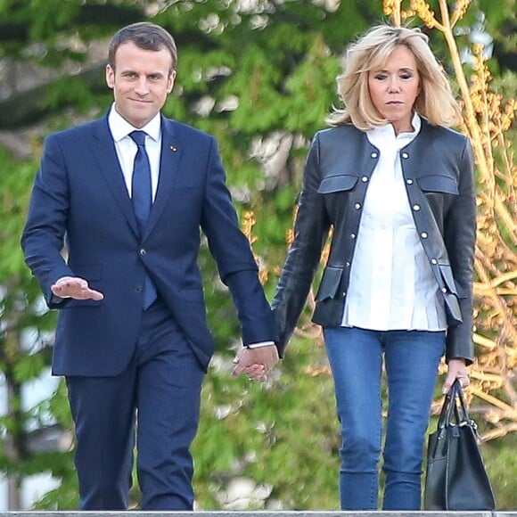 Le président de la République Emmanuel Macron et sa femme la première dame Brigitte Macron arrivent au palais de Chaillot, à Paris, France, le 15 avril 2018. Le président de la République est l'invité de BFMTV, RMC et Mediapart pour une grande interview en direct par les journalistes Jean-Jacques Bourdin, pour BFMTV et RMC, et Edwy Plenel, directeur de Mediapart. © Dominique Jacovides/Bestimage