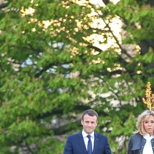 Le président de la République Emmanuel Macron et sa femme la première dame Brigitte Macron arrivent au palais de Chaillot, à Paris, France, le 15 avril 2018. Le président de la République est l'invité de BFMTV, RMC et Mediapart pour une grande interview en direct par les journalistes Jean-Jacques Bourdin, pour BFMTV et RMC, et Edwy Plenel, directeur de Mediapart. © Dominique Jacovides/Bestimage