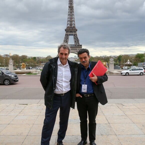 Jean-Jacques Bourdin, pour BFMTV et RMC, et Edwy Plenel, directeur de Mediapart - Le président de la République Emmanuel Macron et sa femme la première dame Brigitte Macron arrivent au palais de Chaillot, à Paris, France, le 15 avril 2018. Le président de la République est l'invité de BFMTV, RMC et Mediapart pour une grande interview en direct par les journalistes Jean-Jacques Bourdin, pour BFMTV et RMC, et Edwy Plenel, directeur de Mediapart. © Dominique Jacovides/Bestimage