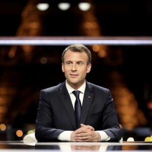 Le président de la République Emmanuel Macron lors de son interview en direct par les journalistes Jean-Jacques Bourdin, pour BFMTV et RMC, et Edwy Plenel, directeur de Mediapart au palais Chaillot, à Paris, France, le 15 avril 2018. © Dominique Jacovides/Bestimage