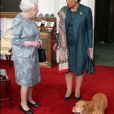 La reine Elisabeth II d'Angleterre reçoit en audience la baronne Patricia Scotland, secrétaire générale du Commonwealth au château de Windsor le 11 avril 2018.