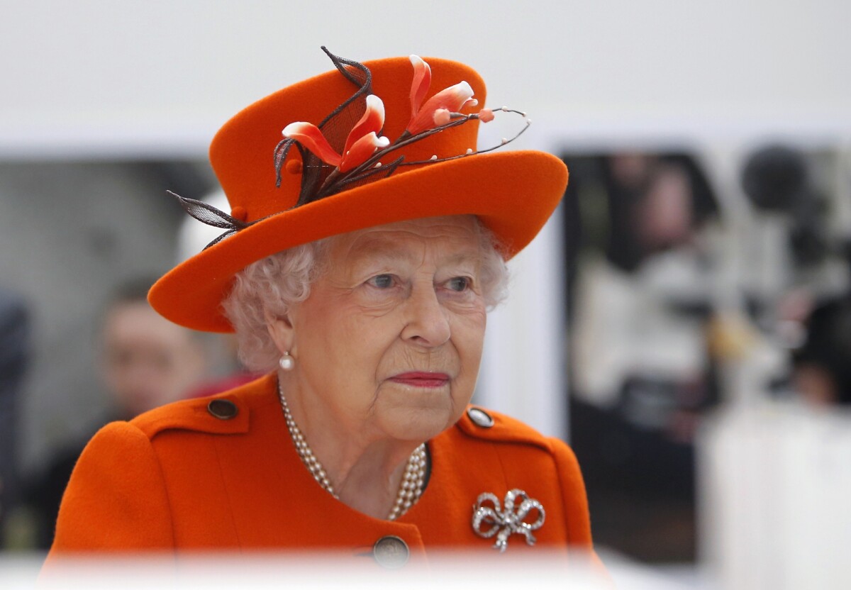 Photo : La reine Elisabeth II d'Angleterre en visite à l'Académie